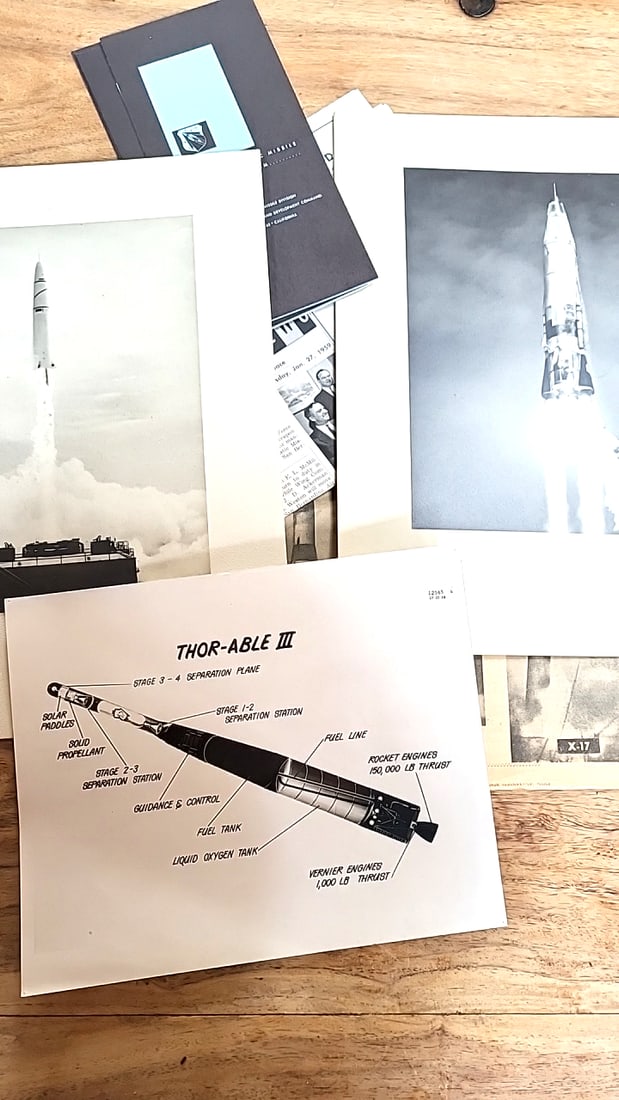 1950s US Air Force Ballistic missile photo lot. Douglas and Convair. Unclassified: 10 x 8 x 0.5 1 lb Low Estimate: 20.00 High Estimate: 125.00