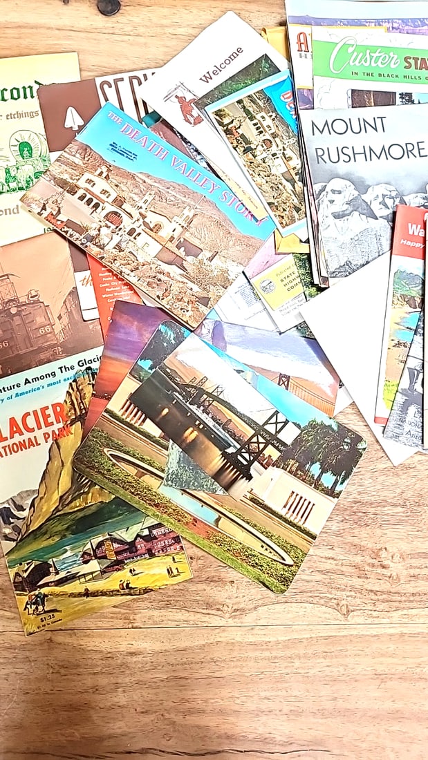 Vintage Travel Brochure & Map Lot: Mount Rushmore, Glacier National Park, Custer State Park, 1957...: 18 x 24 x 3 4lb Low Estimate: 10.00 High Estimate: 45.00