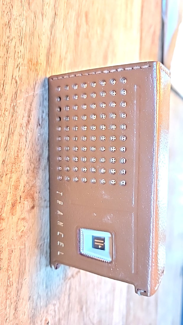 Vintage Trancel Six Transistor Pocket Radio with Brown Leather Case - 11