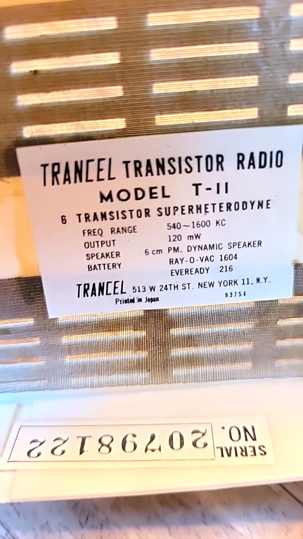 Vintage Trancel Six Transistor Pocket Radio with Brown Leather Case - 7