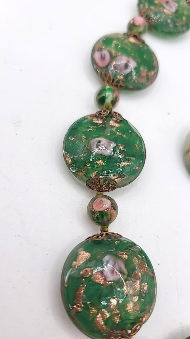 Vintage Bohemia Green Art Glass Bead Necklace Clip-On Earrings Set. Pink Floral Copper Fleck - 3