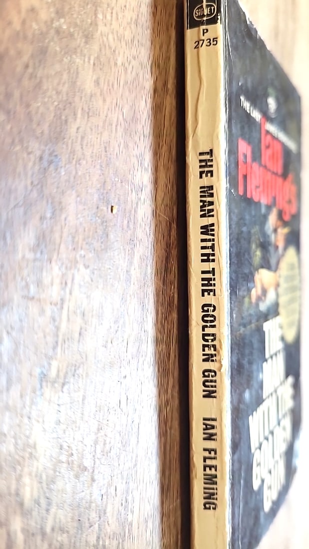 4 Vintage Mystery Pulp z Fiction Paperbacks Ian Fleming Mickey Spillane Carter Brown - 3