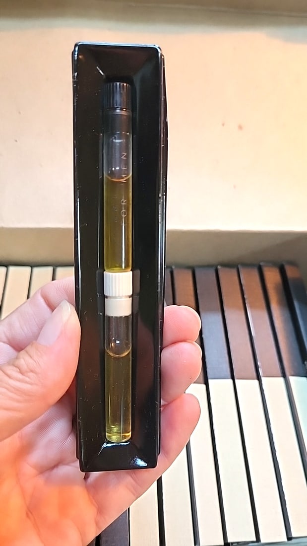 23 Perry Ellis Cologne for Men Eau de Toilette 1.2cc Sample Vials. 1985 - 5