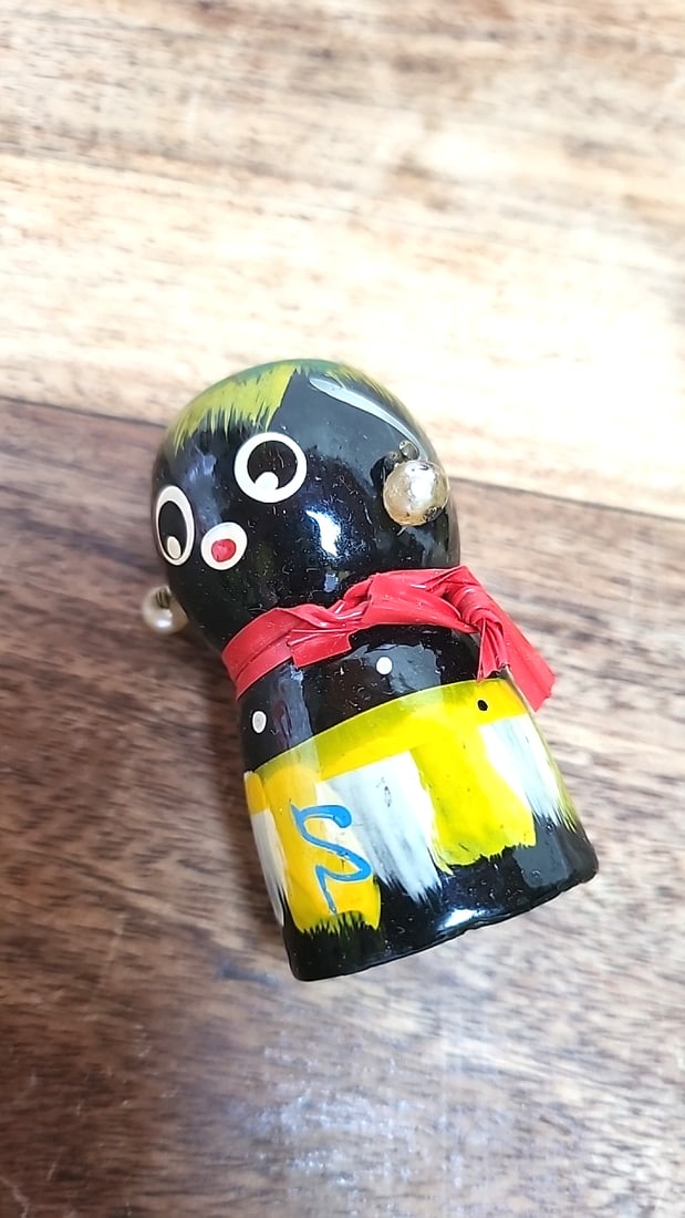 Mid Century Japanese Figural Salt and Pepper Shakers with Red Scarves and Pearl Earrings - 4