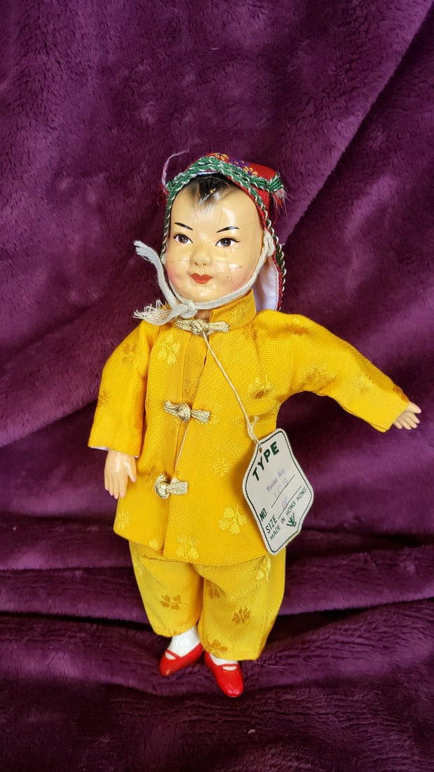 Lot of 3 Made in Hong Kong Dolls - 9