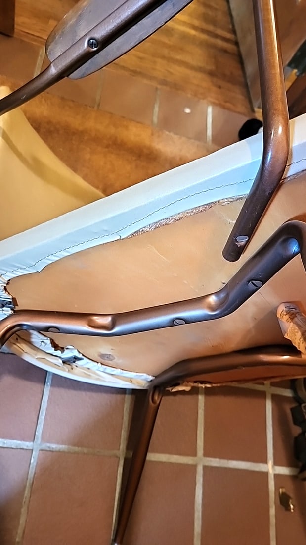 1959 Viko Baumritter MCM chair. ATOMIC RANCH styling. Vinyl with metal frame and wood arms. - 10