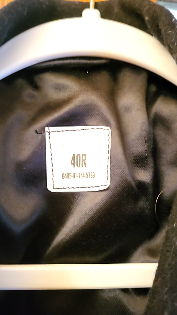US Navy Black Wool Peacoat Double-Breasted Anchor Buttons Size 40R NSN 8405-01-154-5783 - 2