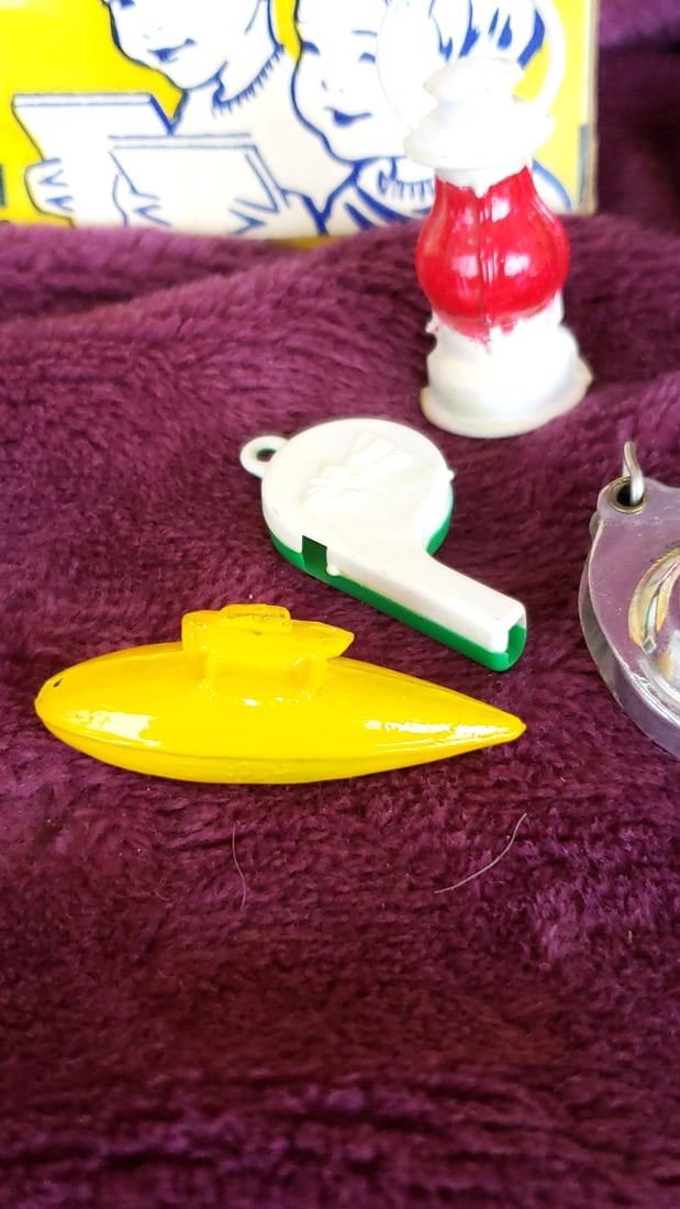 Vintage Toy Lot Regal License Number Bingo MPC 1968 Dodge Charger Model Kit Jacks Charms - 6