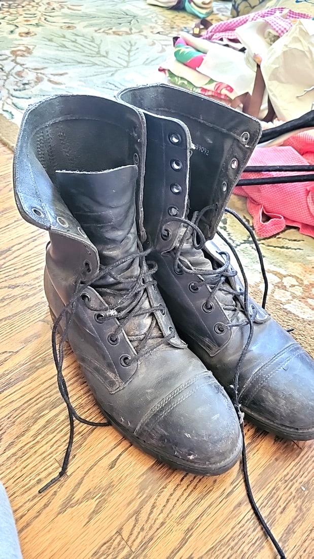 Vintage Black Leather 10-Eye Combat Boots ANSI Z41-198375 Style 89092. Size 8.5: 12 x 11 x 13 5 lb Low Estimate: 20.00 High Estimate: 50.00