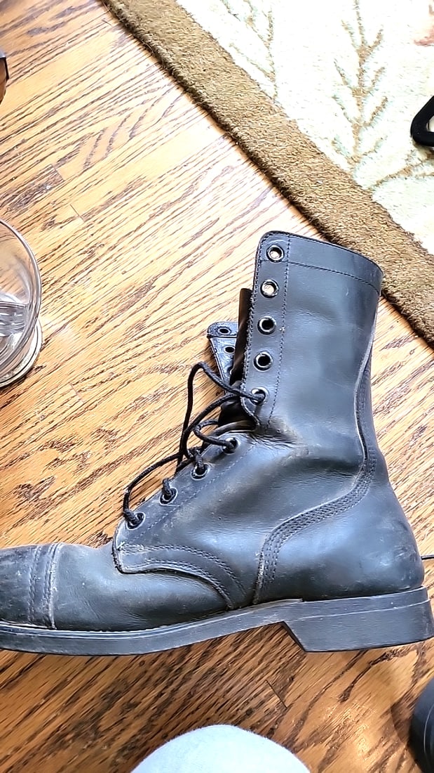 Vintage Black Leather 10-Eye Combat Boots ANSI Z41-198375 Style 89092. Size 8.5 - 9