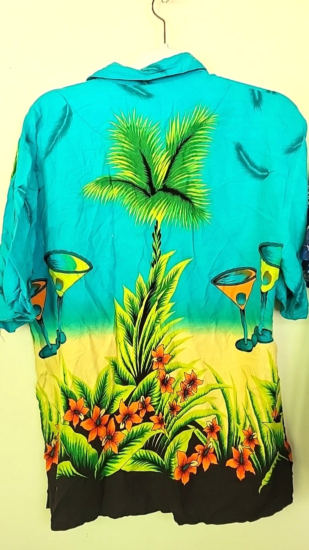 3 mens Hawaiian shirts. Eighty Eight Platinum, Basically, NE Limited. - 8