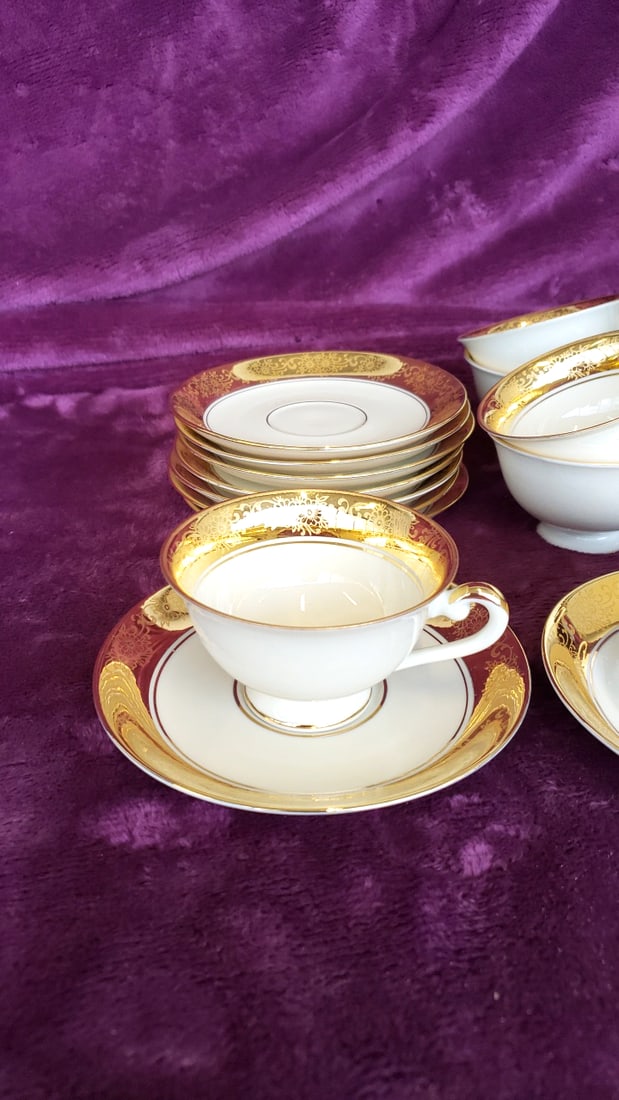 Porcelain Teacup and Saucer Set of 10, Kunst Kronach Japan White with Gold Floral Rim - 2