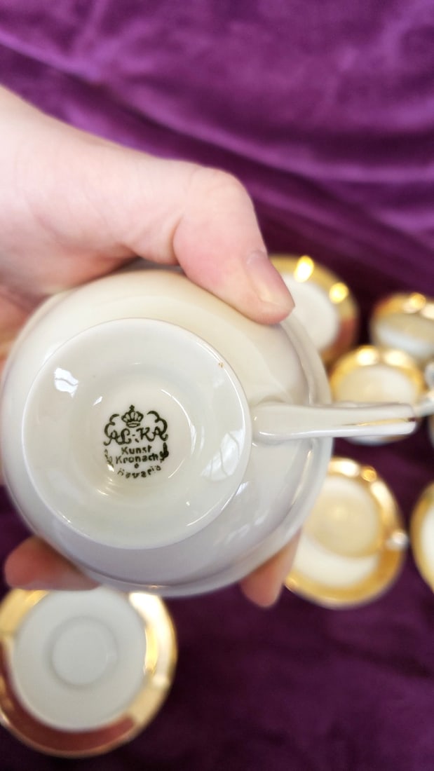Porcelain Teacup and Saucer Set of 10, Kunst Kronach Japan White with Gold Floral Rim - 7