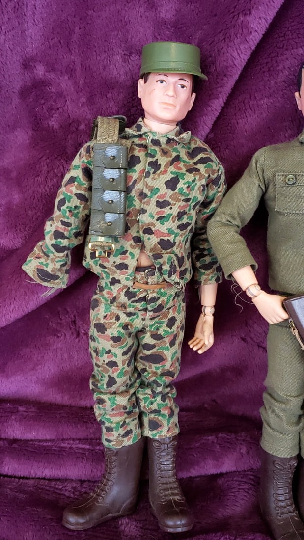Vintage Hasbro GI Joe 12-Inch Military Action Figures with Uniforms, Rifle and Ammo Belts - 3