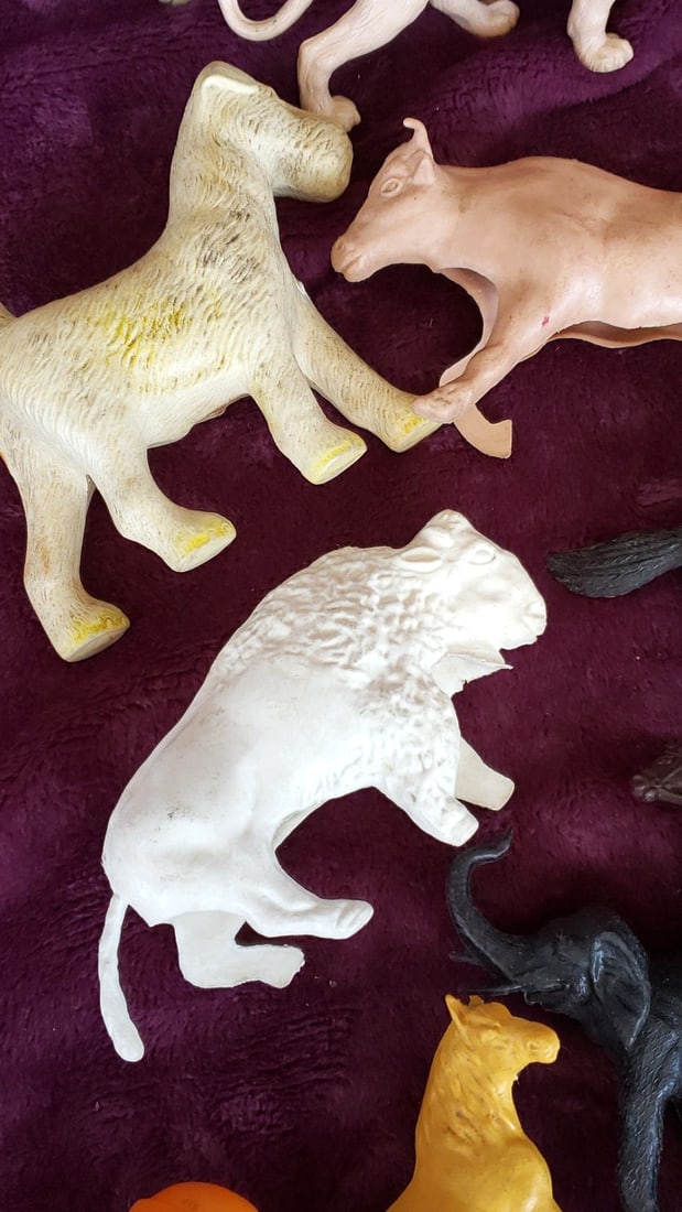Plastic Toy Animal Figures Lot Horses Lion Rhino Dog Farm Zoo Fence - 2