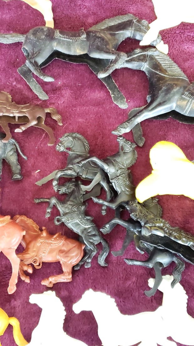Plastic Toy Animal Figures Lot Horses Lion Rhino Dog Farm Zoo Fence - 9