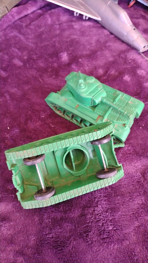 Louis Marx WWII German Soldiers Plastic Army Men Figures Vehicles Cannons Lot - 14
