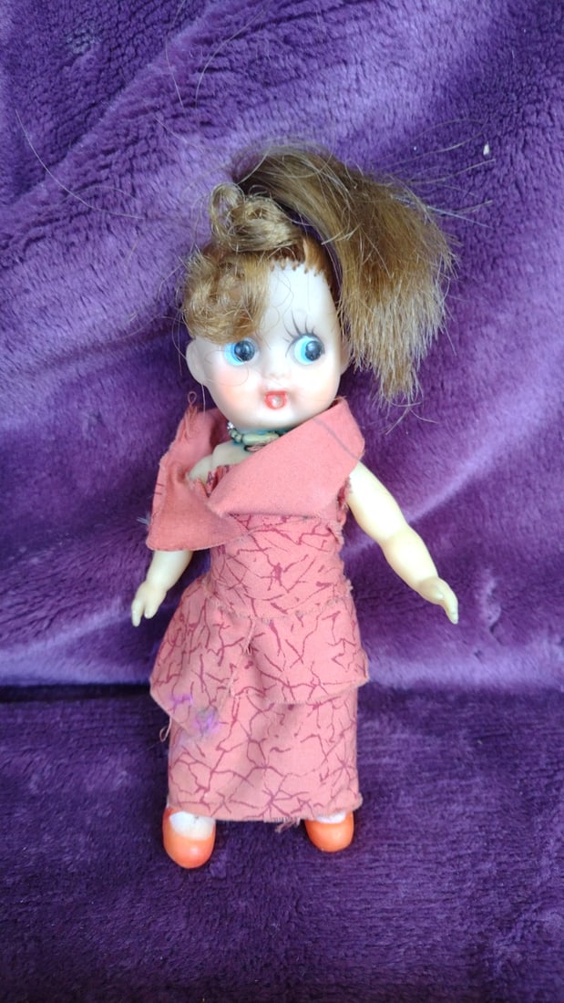 Doll Lot of 3 Pink Dress Parasol, Japanese Happy Doll Red Outfit Stand, Small Kimono - 6
