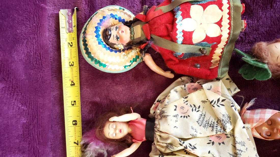 Lot of 8 International Souvenir Dolls in Traditional Dress, 7-13 in - 4