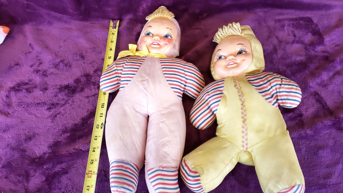 Pair of Rubber Face Cloth Carnival Prize Baby Dolls in Striped Pajamas and Bonnets, 16 in - 4