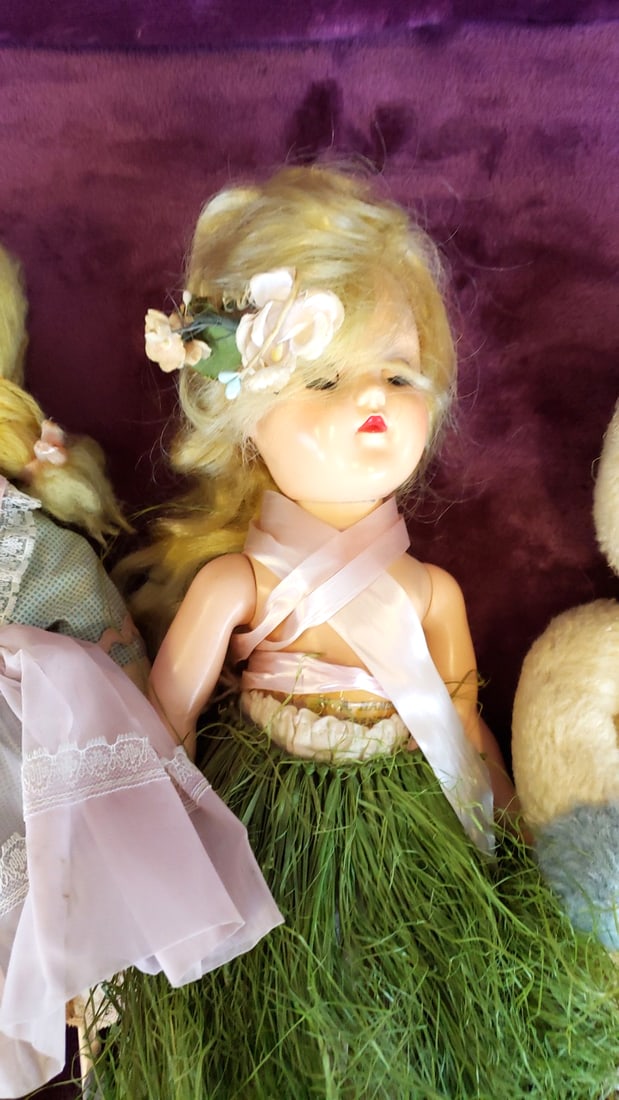 Lot of 5 International Costume Dolls: Hula, Folk Dress & Fur Snowsuit, 12-16 in - 5