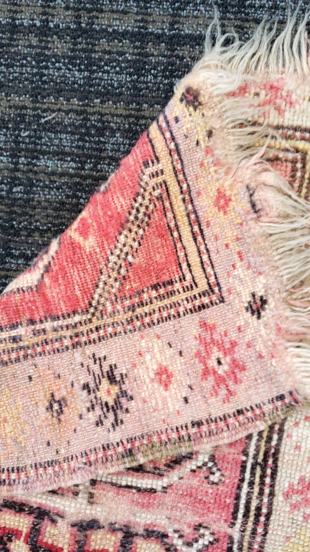 Small Red Beige Geometric Medallion Rug with Fringe, Approx. 18 x 32 in - 6