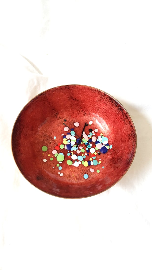 Enameled Copper Bowl Red Interior Multicolor Confetti Design 4.5 in: 5 x 2.2 x 5 0.6 lb Low Estimate: 8.00 High Estimate: 25.00