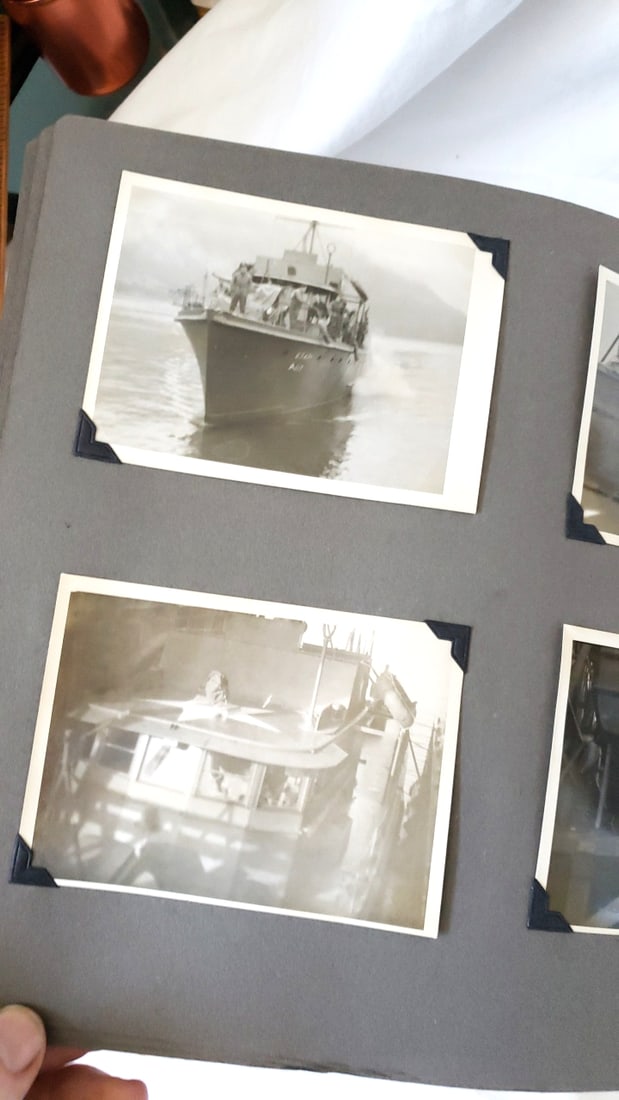 Large Photo Album of Vintage BW Photos landscapes, people, military 1940s - 12