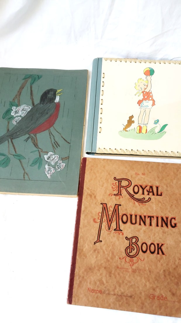 Vintage Scrapbooks, Robin and Child Covers Craft Projects: 10 x 12 x 1.5 3 lb Low Estimate: 8.00 High Estimate: 35.00
