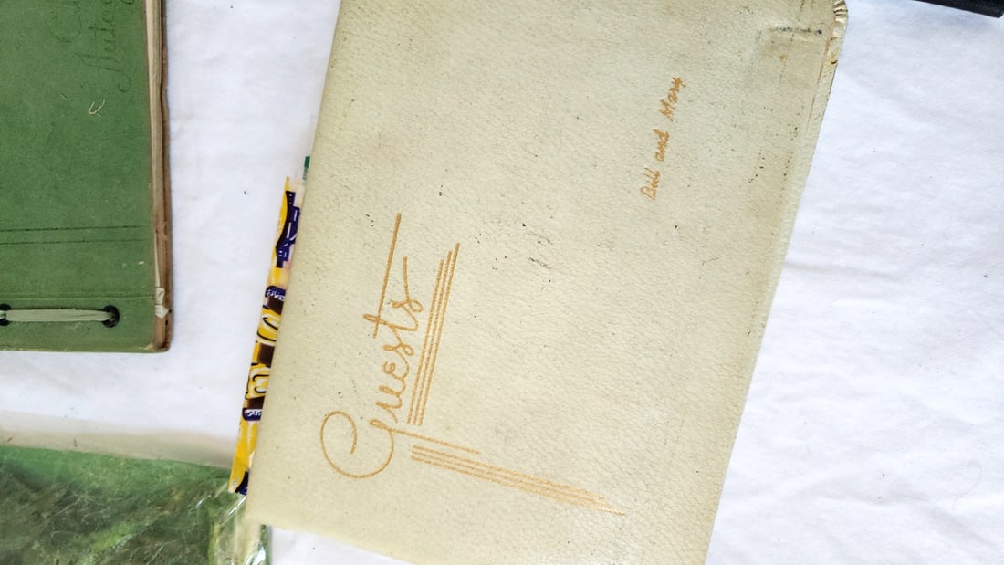 Ephemera Lot: Guest Book, Chinese Proverbs, Chinese Porcelain & Pottery, Montana Bankers Booklets - 3
