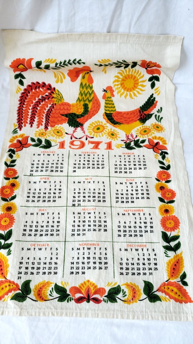 Vintage Kitchen Linens Lot: Cotton Waffle Dish Cloths RN19281, Calendar Towels, Plaque Mats - 10