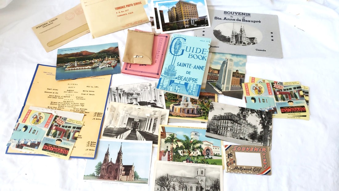 Vintage Travel Postcards & Souvenir Booklets Lot: Sainte-Anne-de-Beaupr, Hollywood, Baltimore: 24 x 16 x 2 2 lb Low Estimate: 10.00 High Estimate: 40.00