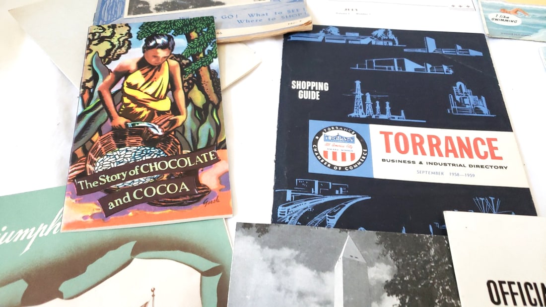 Lot of Vintage Travel Brochures Guides Ontario Toronto Anaconda Fort McHenry New Orleans Torrance - 5