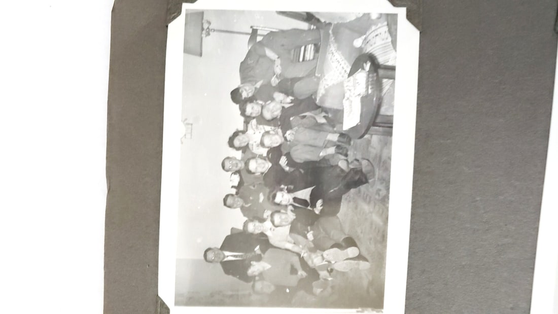 Large photo album Halloween, Parade, Winter 1940s - 8