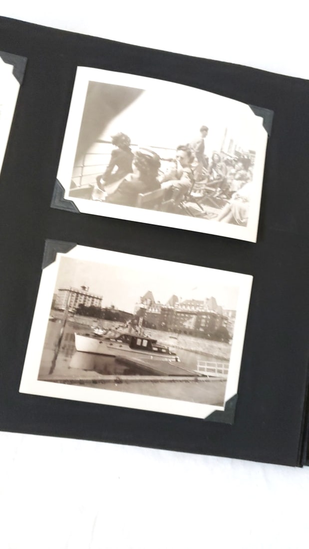 Vintage Snapshot Photo Albums Lot with Niagara Falls 1947 & Family Photographs - 10