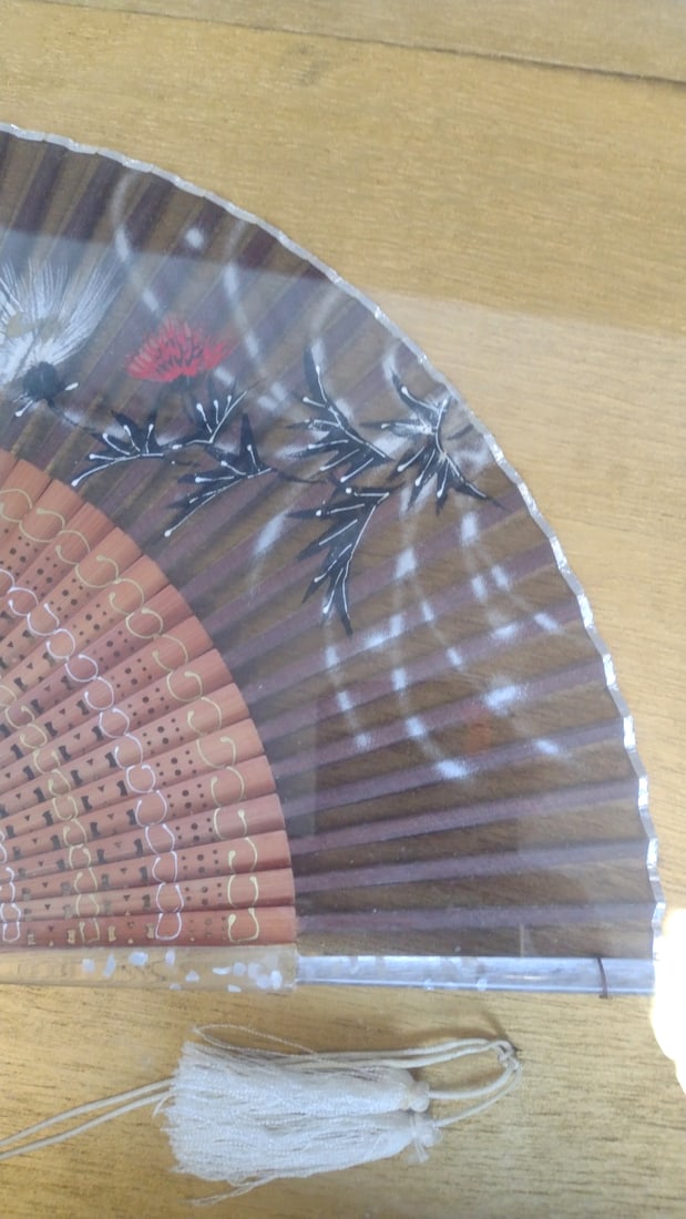 Two Decorative Folding Hand Fans in Wooden Glass Display Case, Floral Bird Motifs - 5