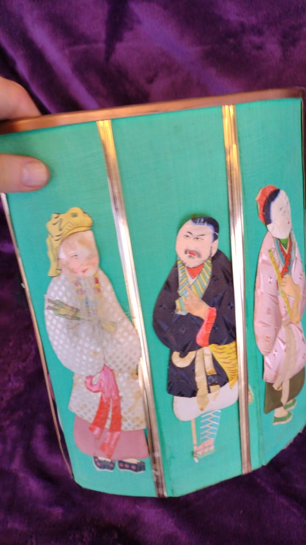 Decorative Green Wastebasket with Asian Figure Panels and Blue Folding - 9