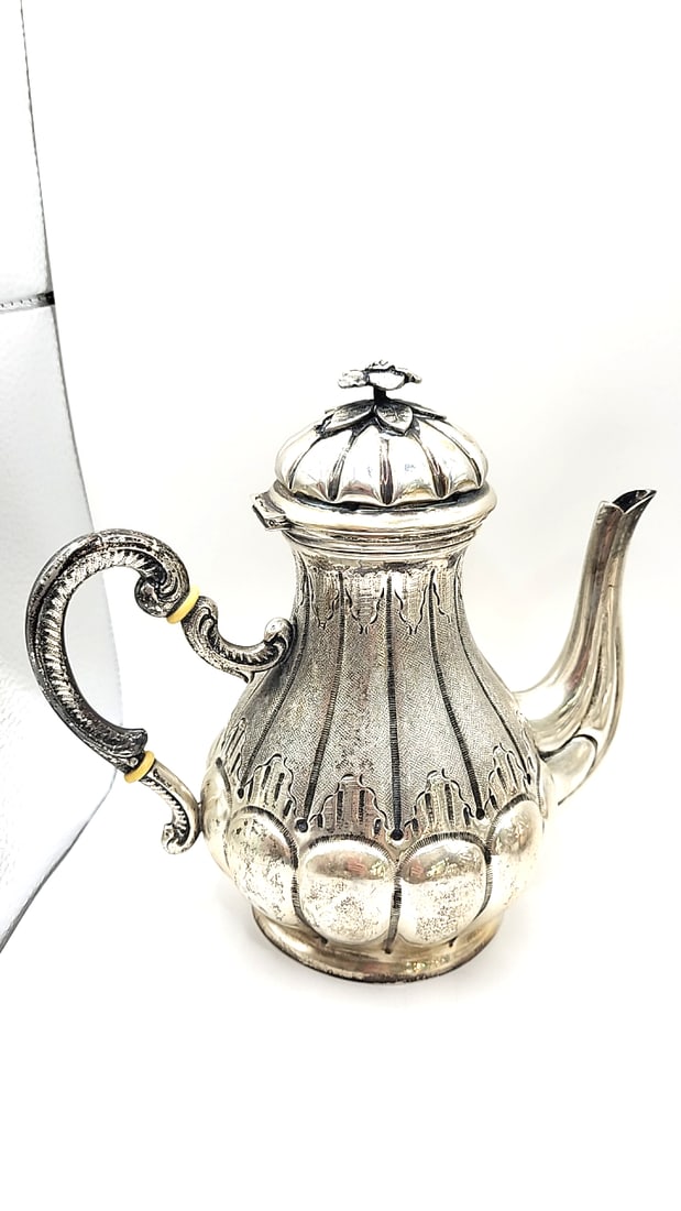 4-piece 800 Silver Tea Coffee Service Set With Floral Finials - 4