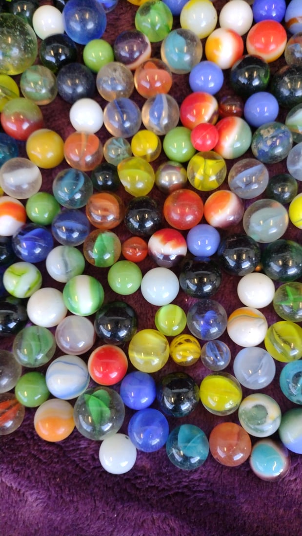 Assorted Multicolor Glass Marbles Lot, Swirl Cat's Eye And Solid Styles - 3