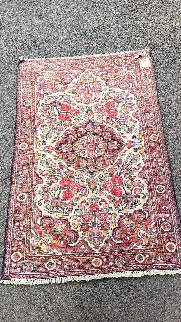 Iranian Hand Woven Oriental Rug 100 Wool Pile Red Floral Medallion - 2