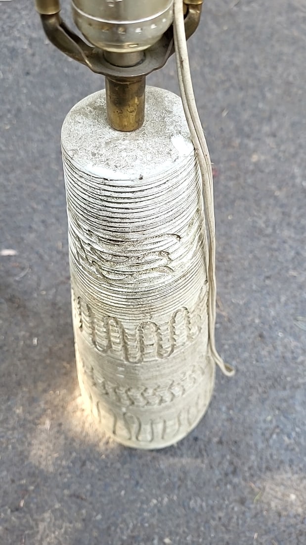 Pair Ceramic Table Lamps Textured Cream Cone Bases Brass Hardware - 5