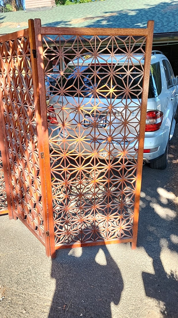 Wood Folding Room Divider Screen With Geometric Star Lattice Panels - 2