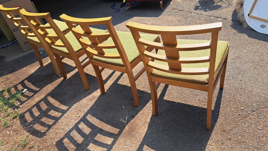 Set Of 4 Showers Brothers Wooden Dining Chairs With Green Upholstered Seats And Slat Backs - 3