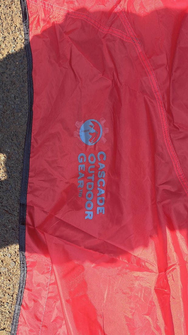 Like New Cascade Outdoor Gear 6-man Camping Tent With Poles, Stakes And Carry Bag - 8
