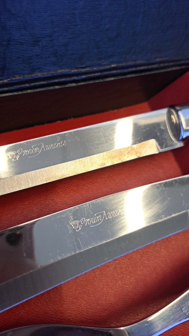 Crown Awards Japan 3-piece Carving Knife And Fork Set - 3