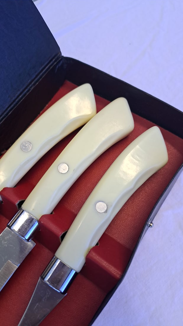 Crown Awards Japan 3-piece Carving Knife And Fork Set - 4