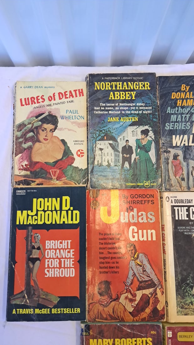Lot Of 10 Vintage Paperback Mystery Gothic Western Books Austen Hamilton Macdonald Rinehart Disney - 2