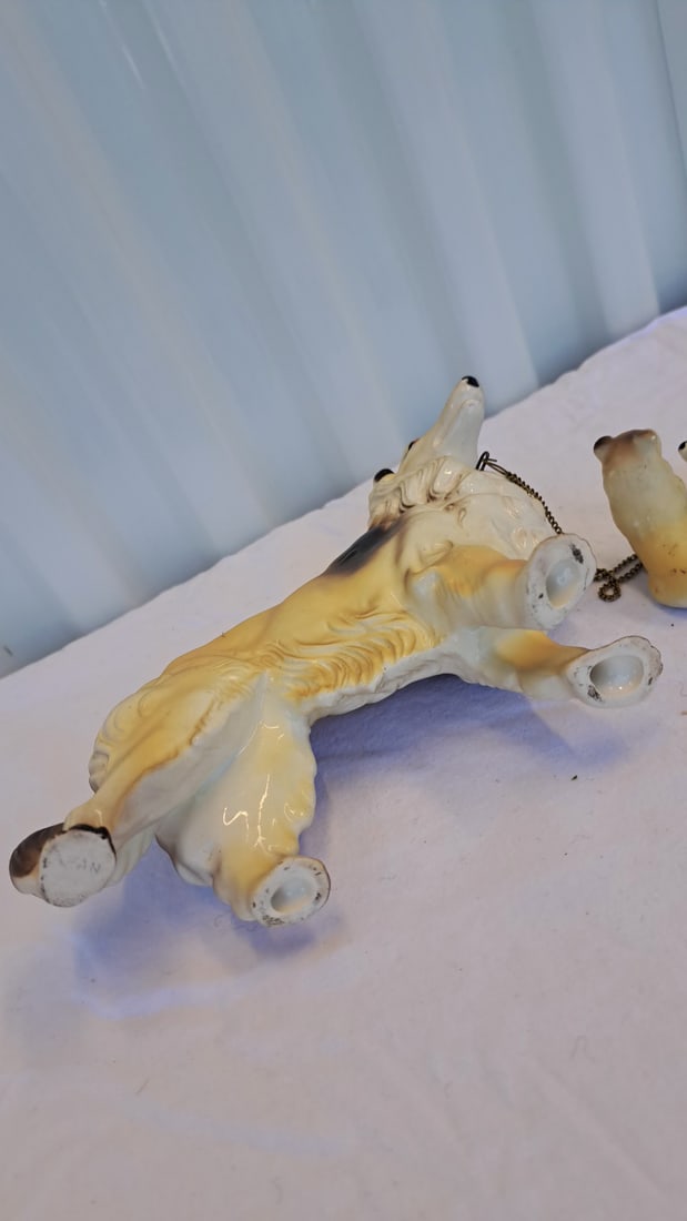 Ceramic Collie Dog Figurine With Two Puppies And Chain Leashes - 7