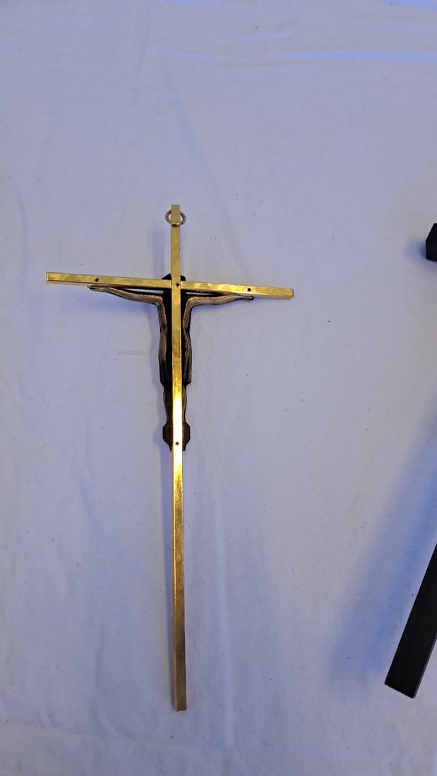 2 Wall Crucifixes, Black Wood Silver-tone Corpus Gold-tone Metal - 8