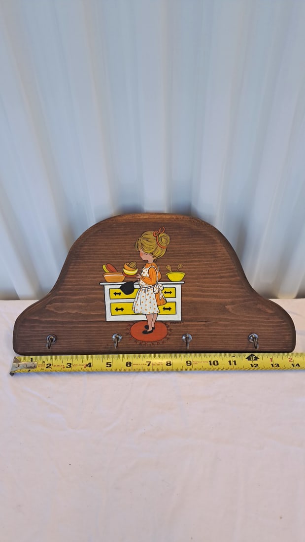 Signed Madelyn Hand-painted Wooden Wall Hook Rack Girl Kitchen Scene 5 Hooks - 6